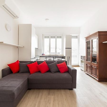 Sant'Ambrogio Bright Apartment With Terrace Milan Extérieur photo