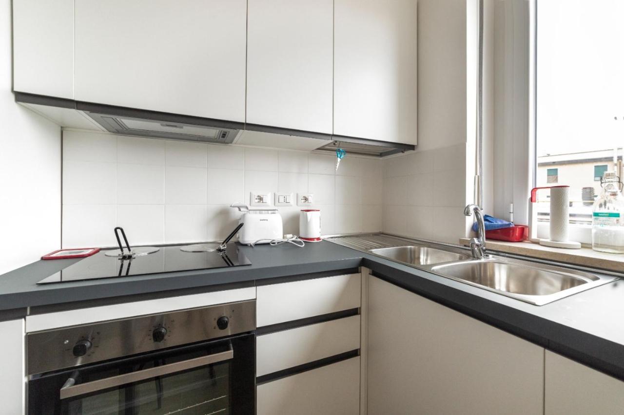 Sant'Ambrogio Bright Apartment With Terrace Milan Extérieur photo