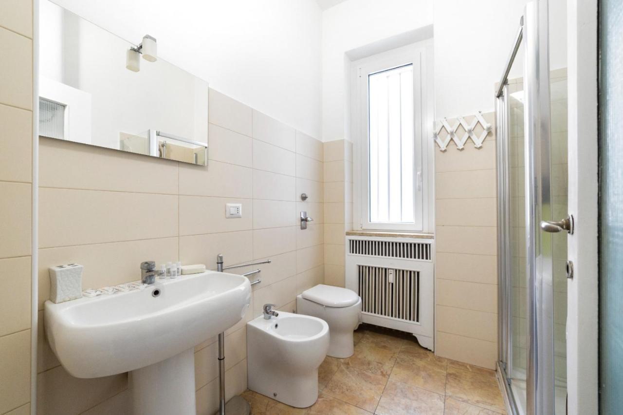 Sant'Ambrogio Bright Apartment With Terrace Milan Extérieur photo